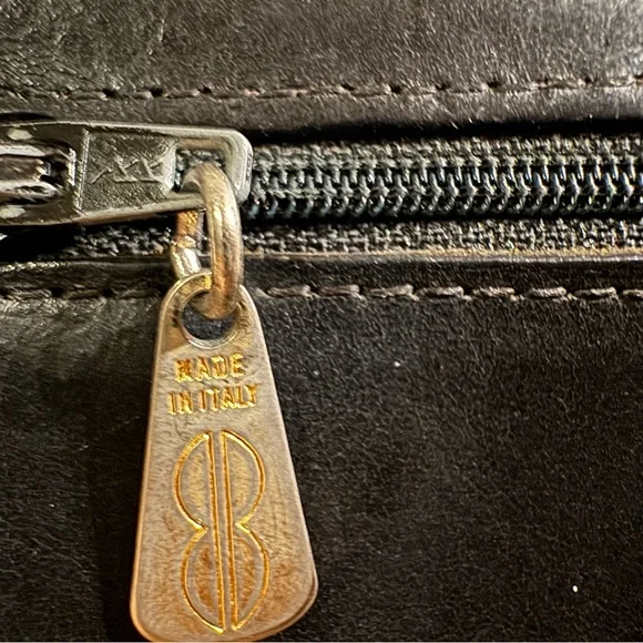 Bosca Italian leather snap wallet clutch sleek and beautiful - Picture 4 of 11